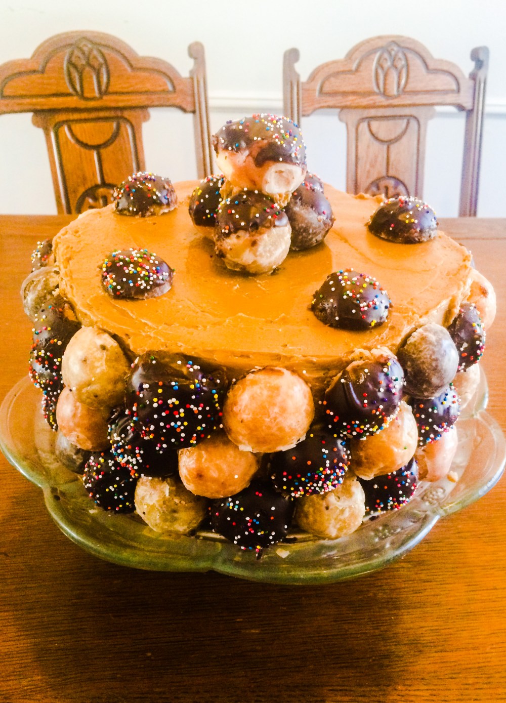 doughnut cake